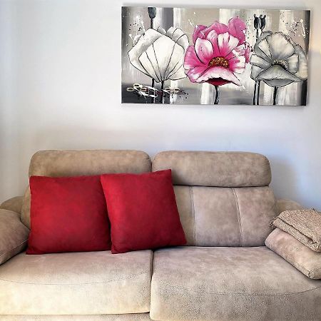 Triton Apartments Casasol Nerja Eksteriør billede